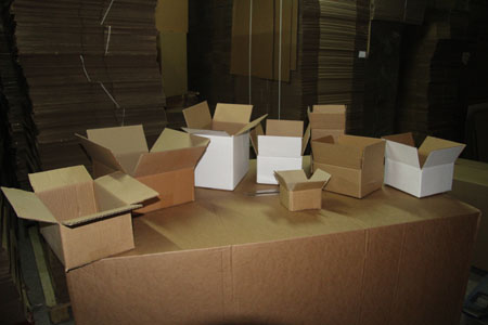 маленькие картонные коробки